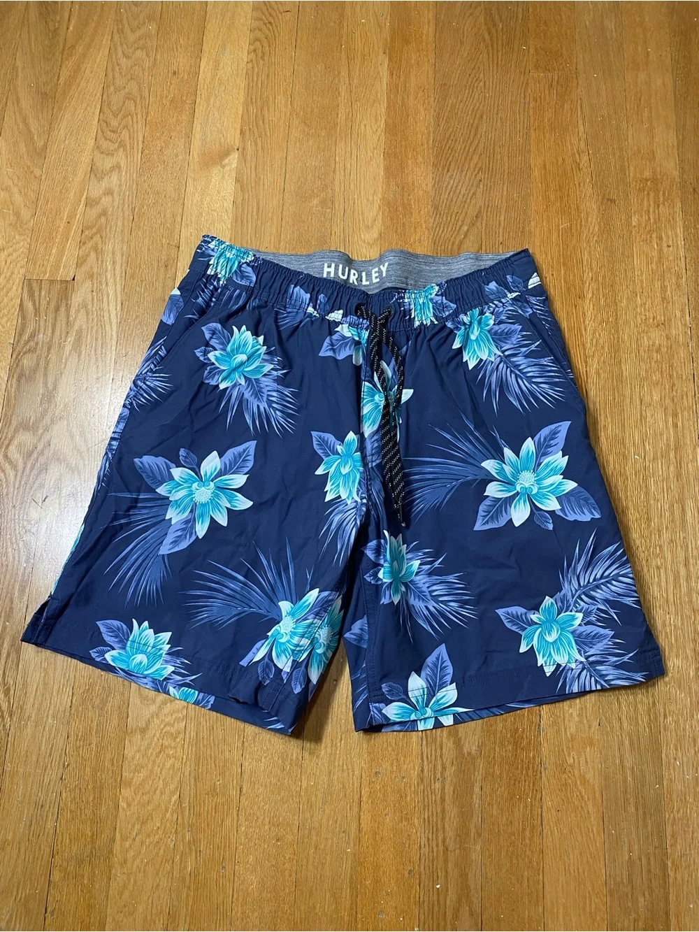 Hurley Mens Lightweight Volley Swim Short Trunk Board Shorts L